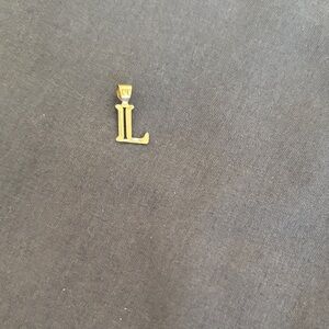 14K Gold Initial 'L' Pendant